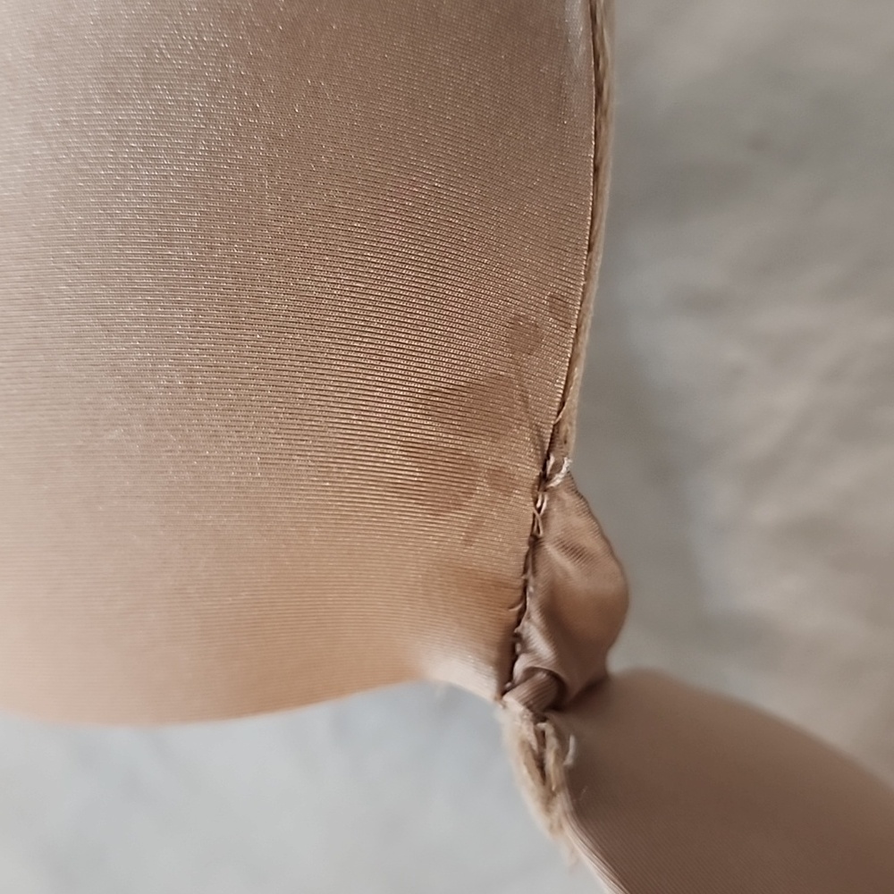 NWT 32D Skims Nipple bra - Picture 6 of 6